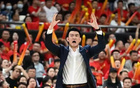 CBA总决赛广厦在绝境中强势扳回一城，G5比赛移师上海，胜负悬念依旧扑朔迷离引热议