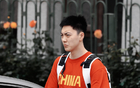无周琦赵睿缺席，9大主力集体缺阵！中国男篮迎战塞尔维亚劲旅，8名球员成重点考察对象，备战巴黎奥运关键一役